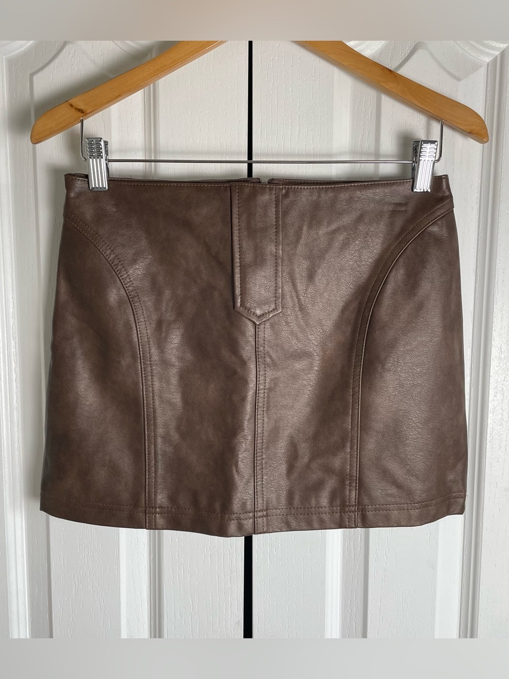 Madden NYC Faux Leather Mini Skirt Women’s XS Brown Lined Edgy Western Concert - Picture 1 of 10